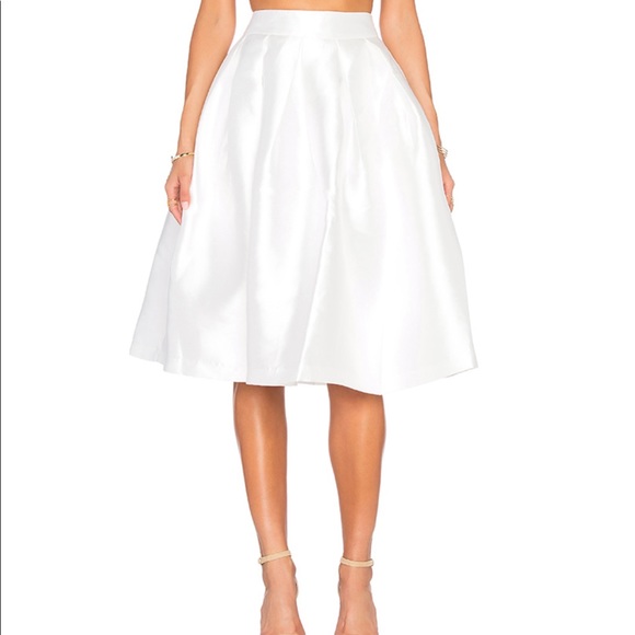 Elliatt Dresses & Skirts - Elliatt Procession Skirt